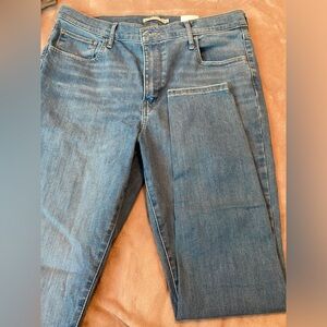 Levi's Women's Blue Skinny Jeans
